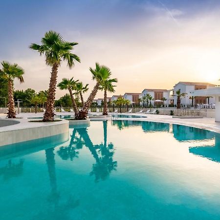 Pareus Beach Resort 卡奥莱 外观 照片