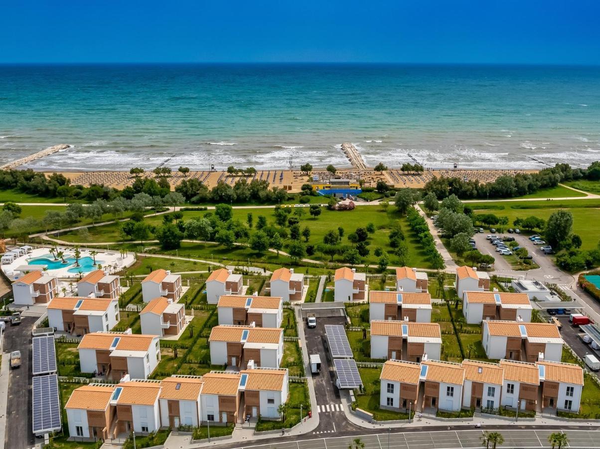 Pareus Beach Resort 卡奥莱 外观 照片