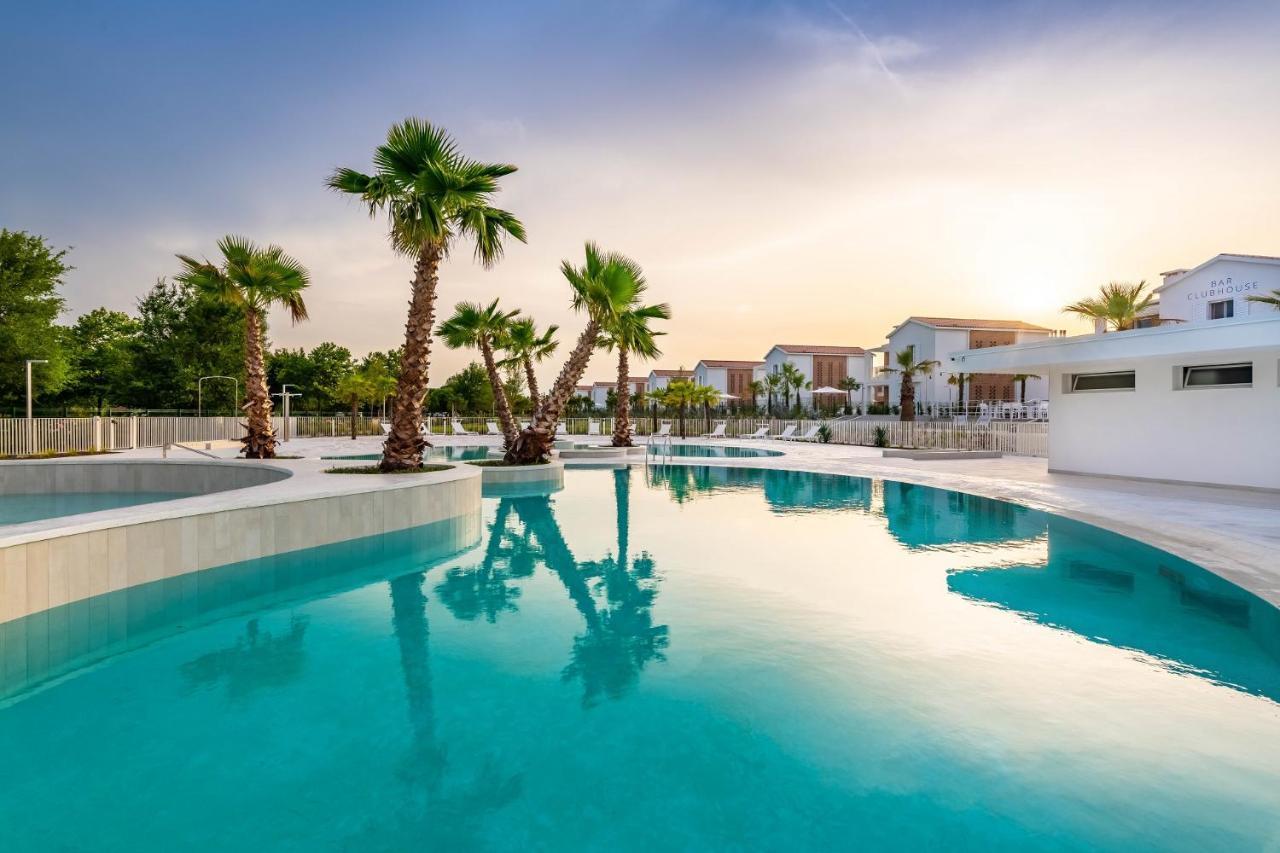 Pareus Beach Resort 卡奥莱 外观 照片